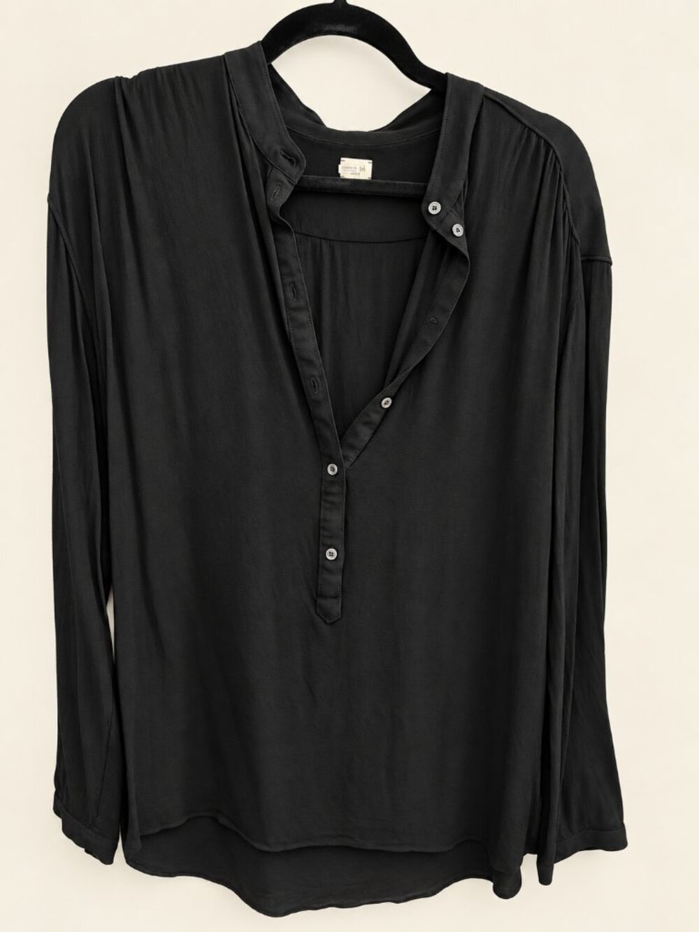 Wilfred (Aritzia) Viscose Henley Blouse Size Large